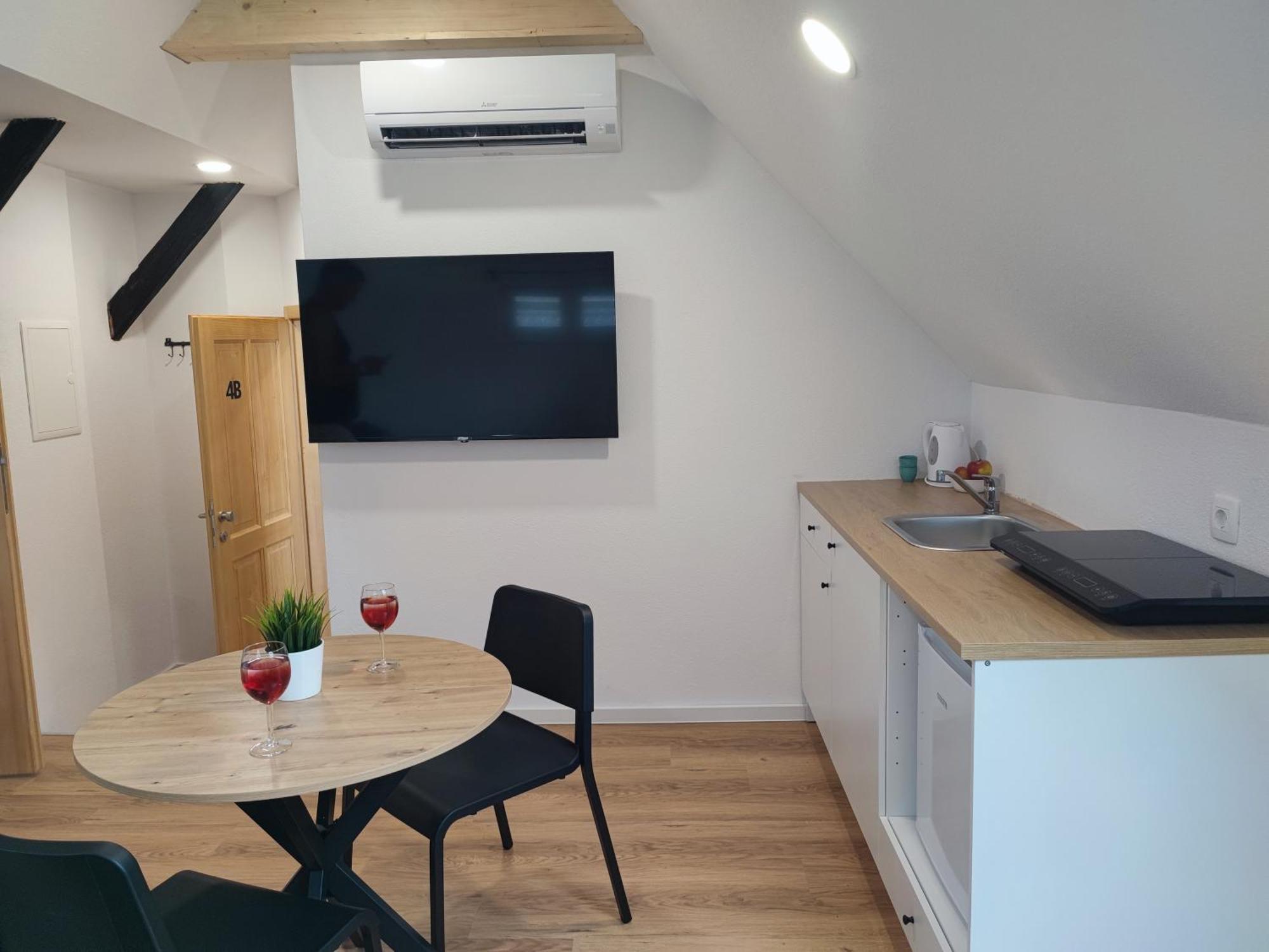 Slovenian House Mira ゴレンスカ地方 エクステリア 写真